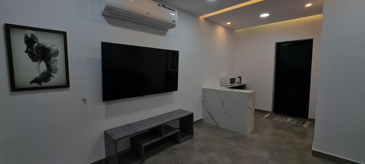 Black Al-'Ula Exterior foto